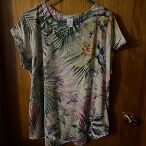 Shirt Size XL Beautiful Shirt never worn